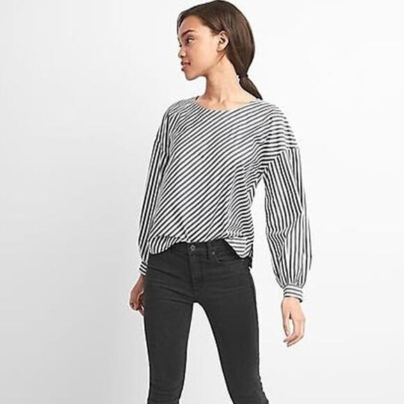 Gap Women’s Long Sleeve Diagonal Stripe Button Back Top Blouse Size S Gray White - Picture 1 of 9